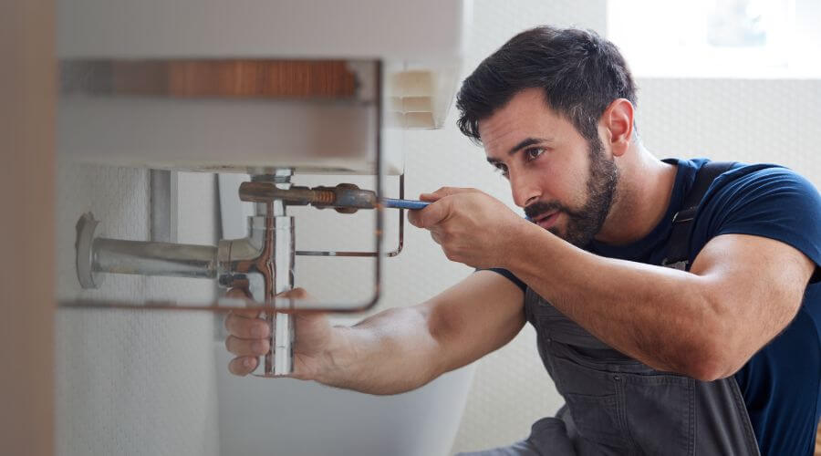 Professional water heater installation services in Jonestown, MS